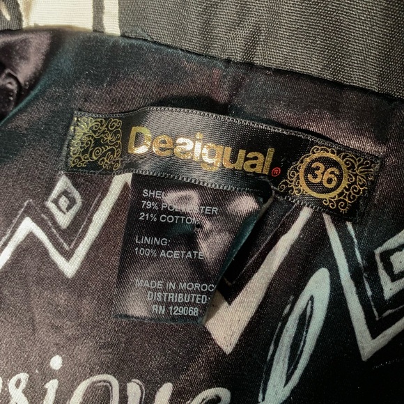 Desigual art heart printed coat size 36 Small - Picture 12 of 16